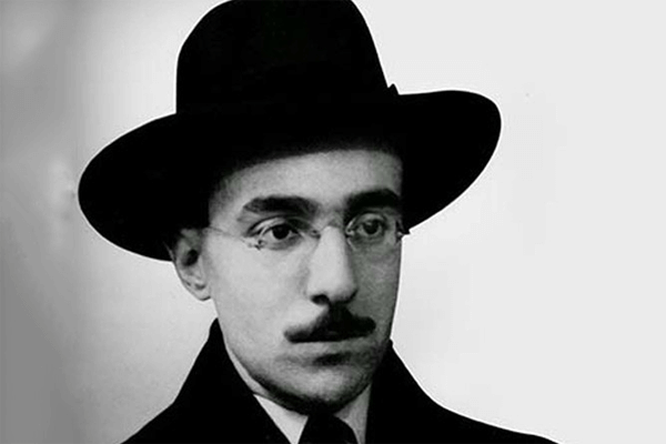 Literatura: Quem foi Fernando Pessoa? História e Obras