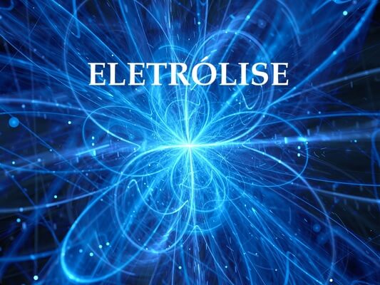 Física: Eletrólise – O que é? Como funciona? Tipos e  Leis