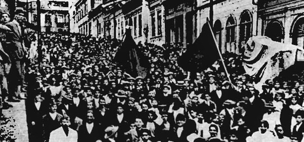 História: Extrema Esquerda – O que é? Conceito, Características e Partidos no Brasil