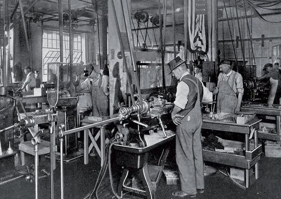 História: Industrialização no Brasil – 1º, 2º, 3º e 4º Período