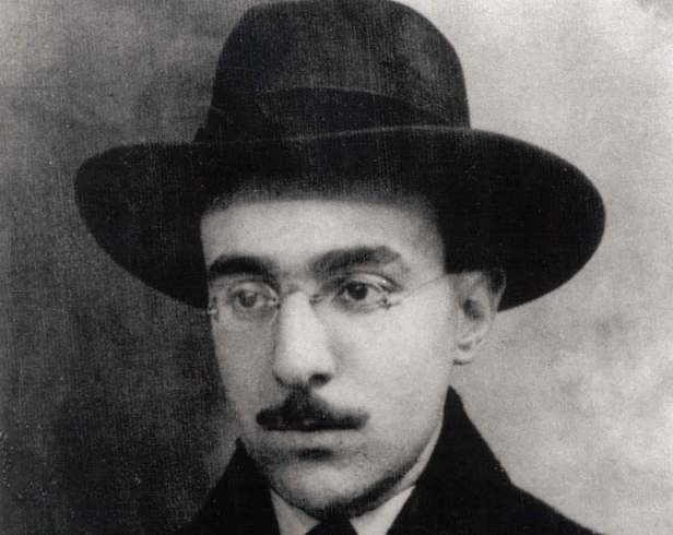 Português: Por que Fernando Pessoa tinha “outros nomes”? Entenda o conceito de heterônimos