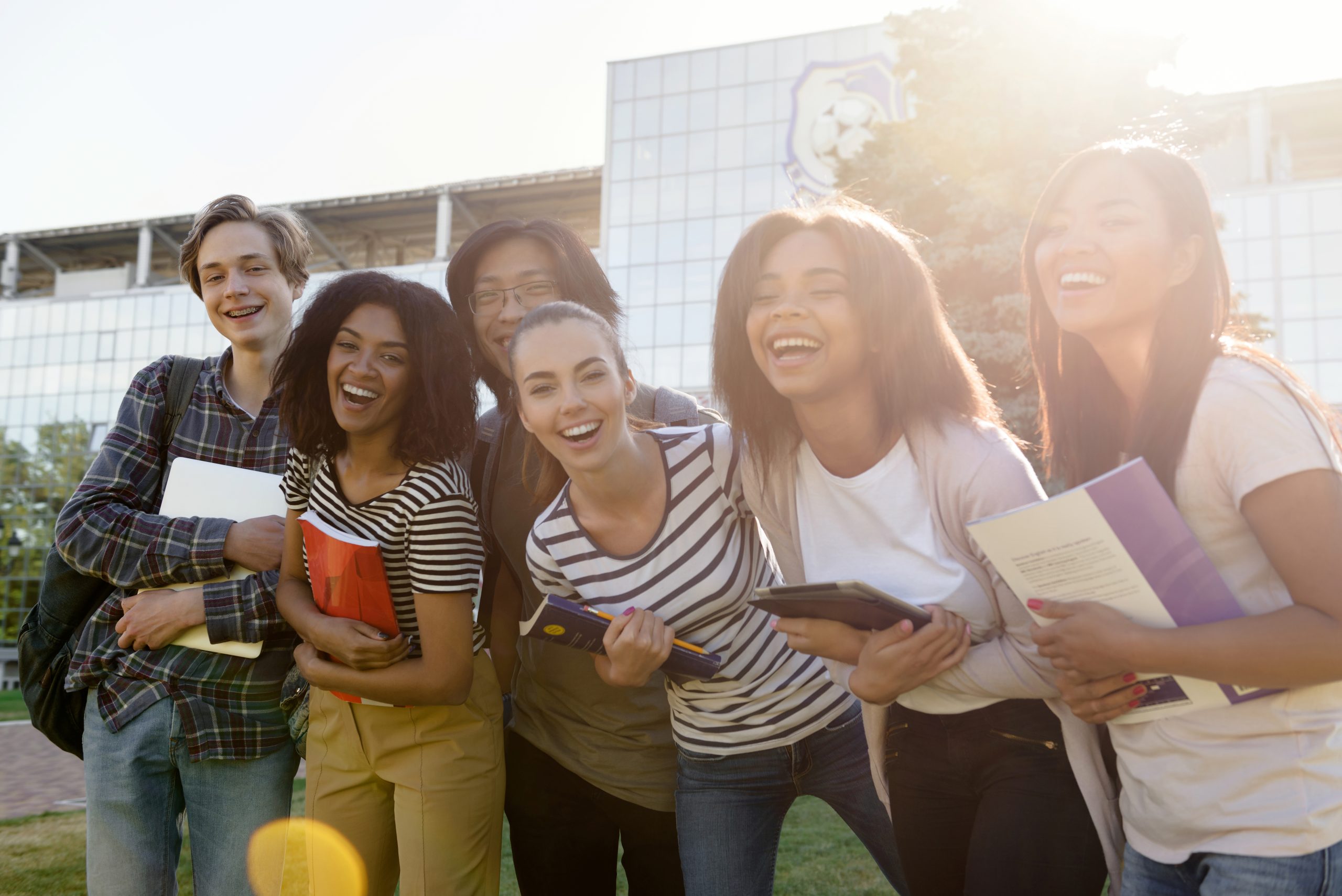 SISU, PROUNI e FIES são os três principais programas do país indicado para estudantes que desejam entrar em uma universidade.